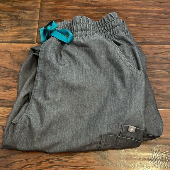 Figs Gray Technical Collection Medical Hospital Elastic Waist Pants - Picture 1 of 12